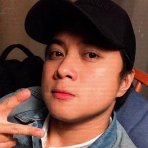 Meet your Posher, Fadz